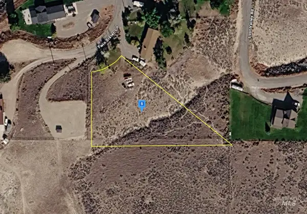 8 Twin Sister Cir, Salmon, ID 83467
