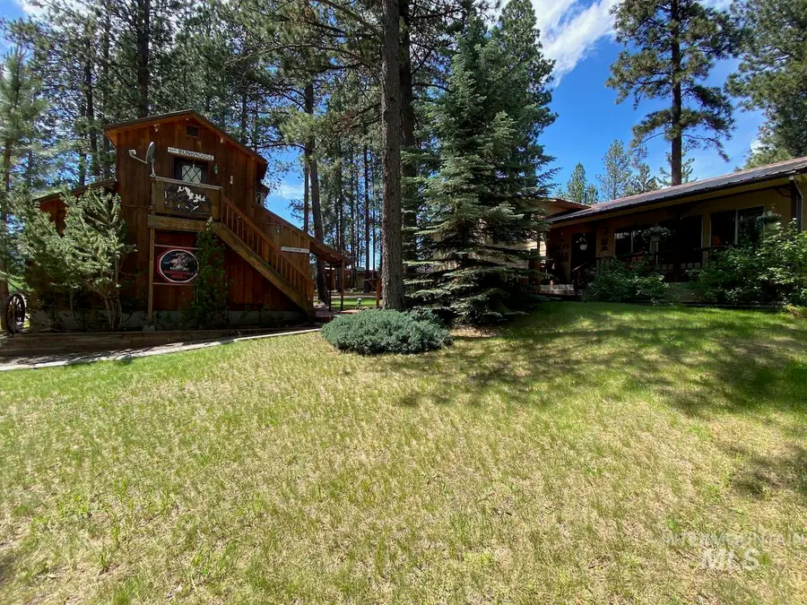 813 Camas St, Winchester, ID 83555 - #3