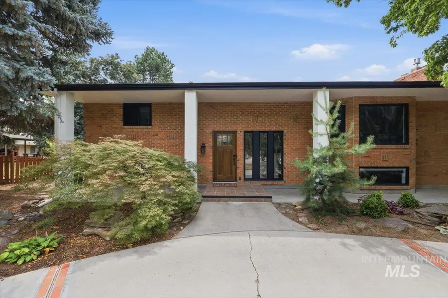5203 N Sorrento Dr, Boise, ID 83704 - #3