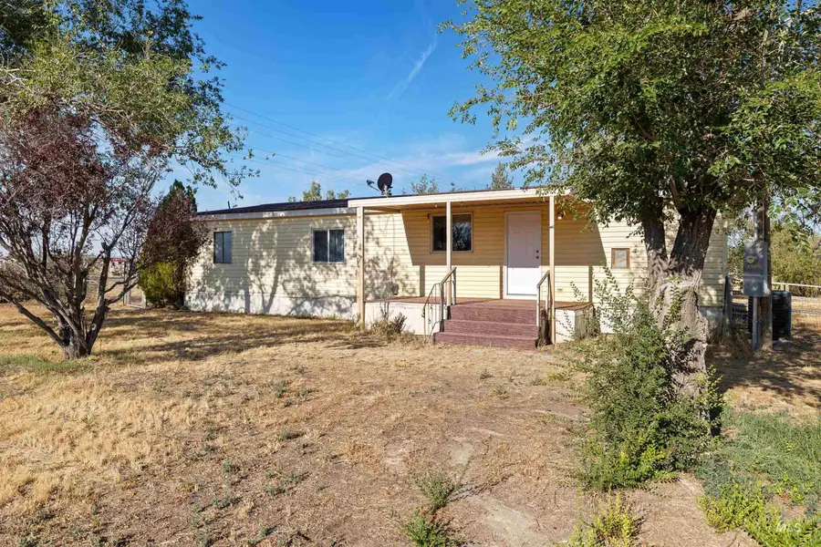 2451 Central Ave., Hollister, ID 83301 - #2
