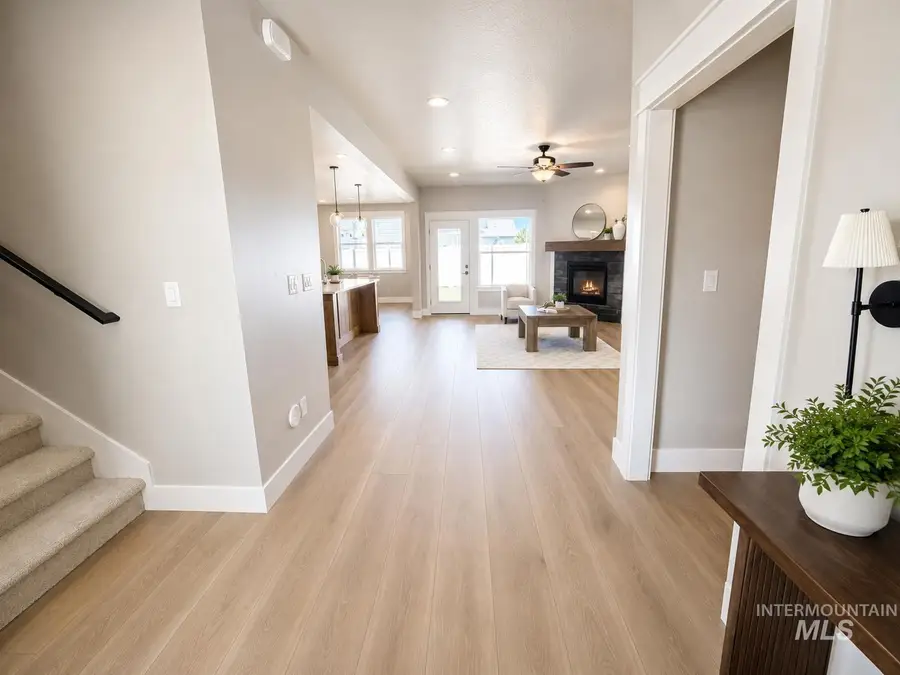 1110 S Recess Way, Kuna, ID 83634 - #2