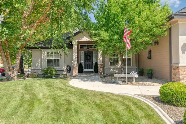 584 W Welch, Meridian, ID 83646