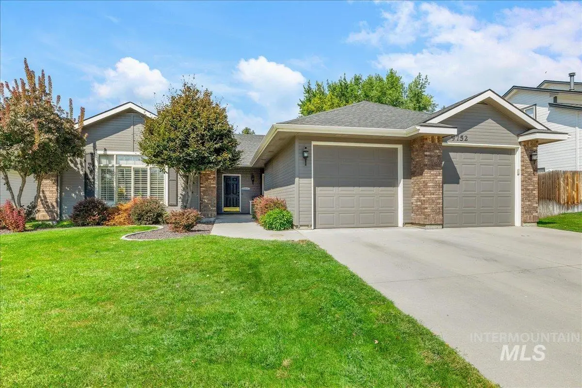 9752 W Bridgegate St, Boise, ID 83709 - #1