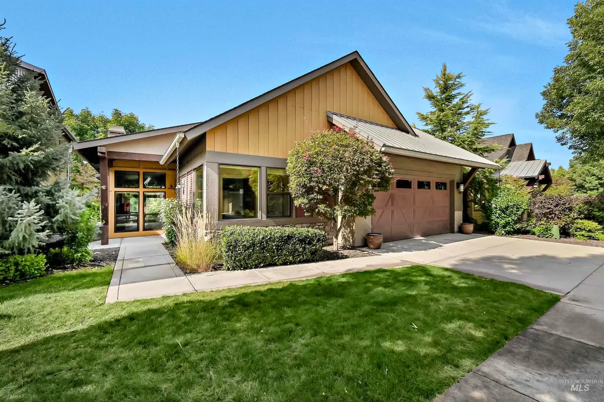 1257 E Lone Shore Dr, Eagle, ID 83616 - #1