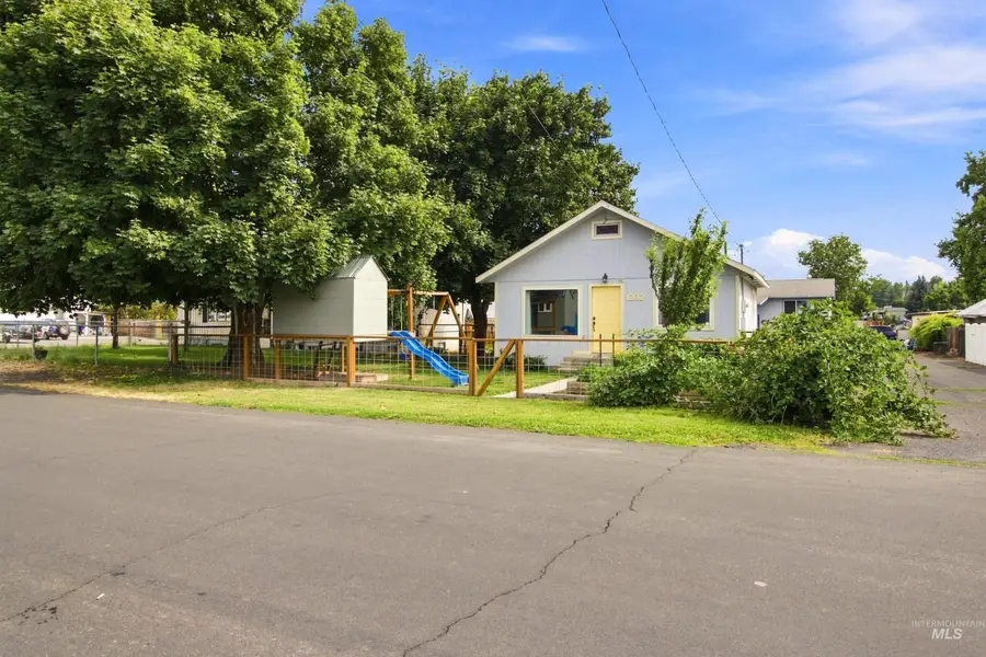 1232 &1232 1/2 Grelle Ave, Lewiston, ID 83501 - #2