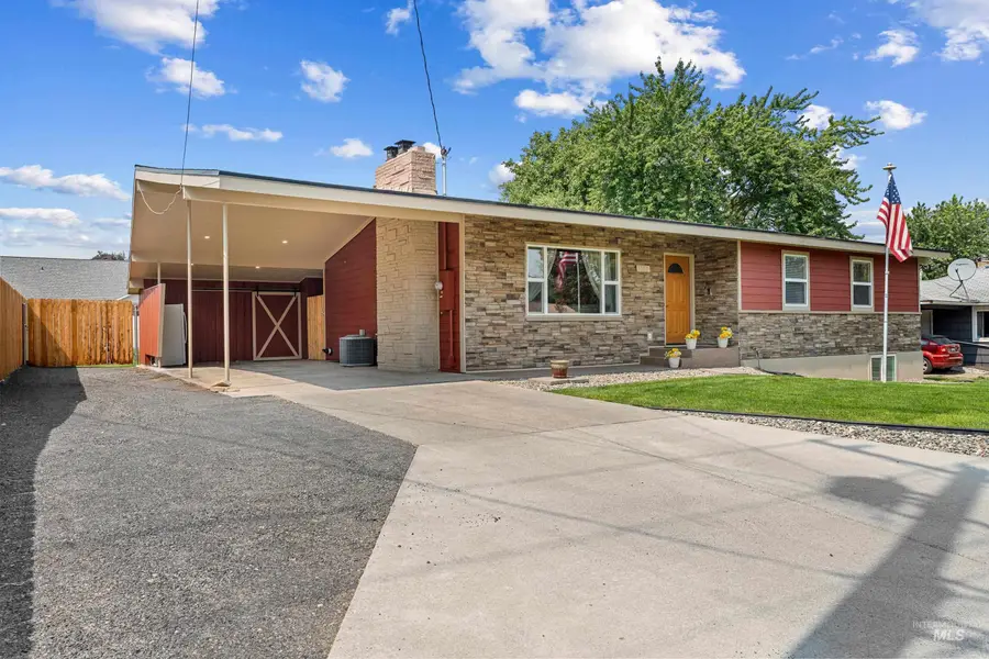 1130 15th Street, Clarkston, WA 99403 - #3