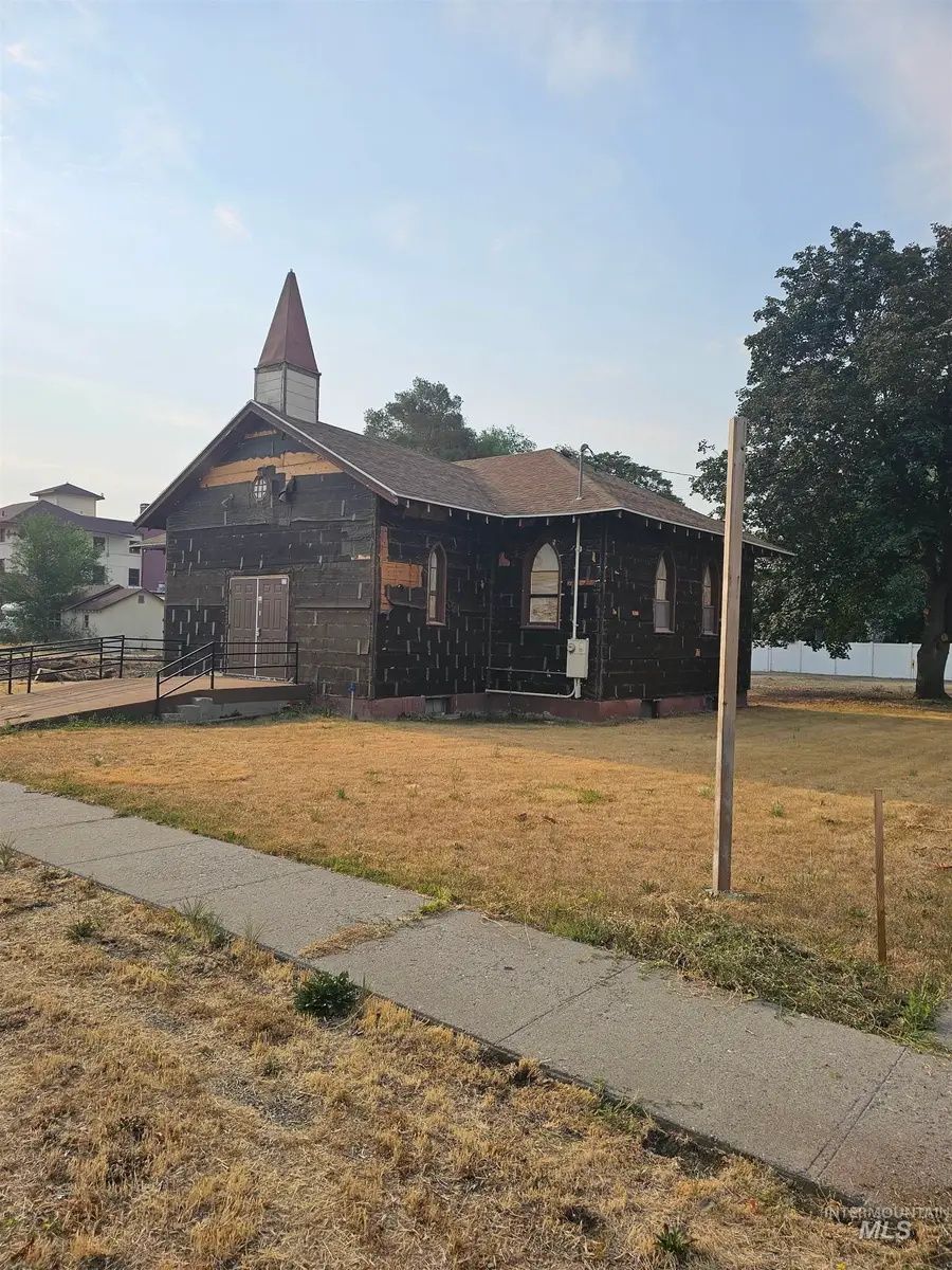 197 W 2nd Avenue, Wendell, ID 83355 - #3
