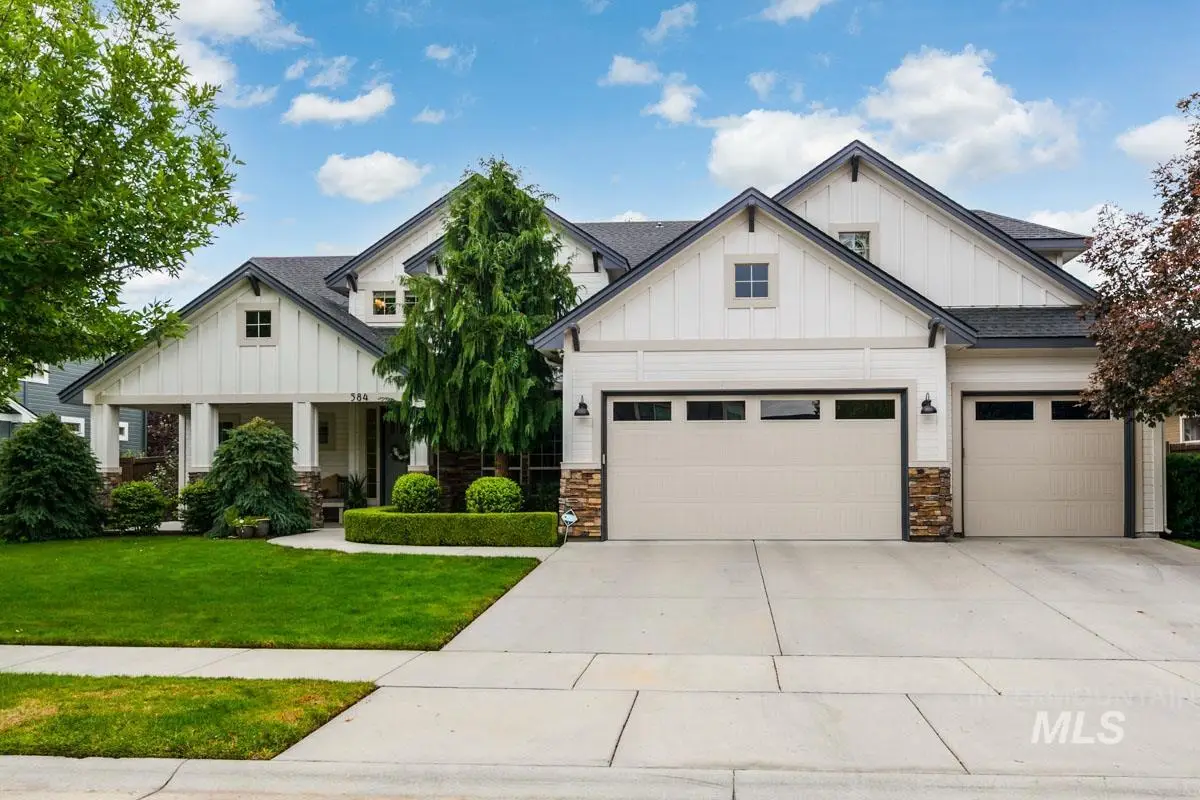 584 W Dreyfuss St, Meridian, ID 83646 - #1