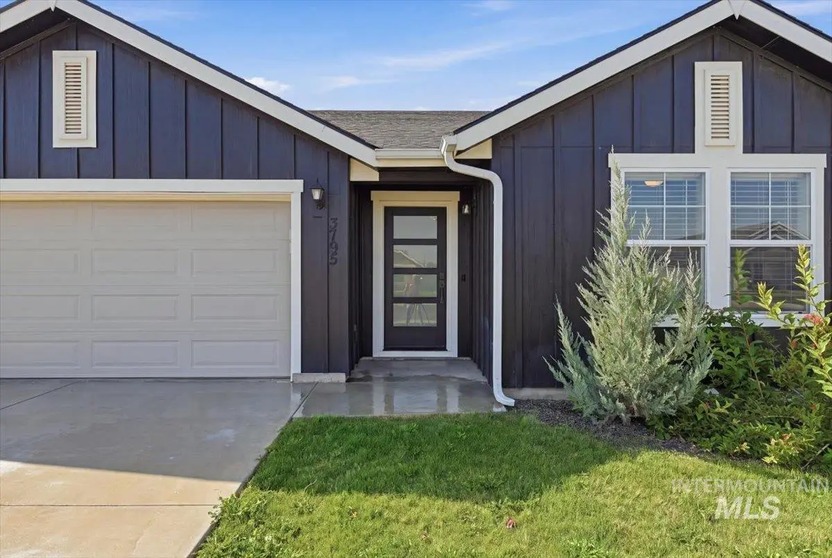 3795 E Berwick Dr, Nampa, ID 83686 - #1
