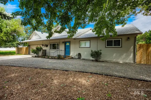 7166 S Cloverdale, Boise, ID 83709