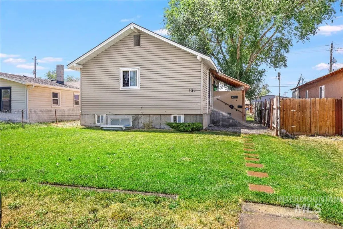 121 7th Ave South, Buhl, ID 83316 - #1