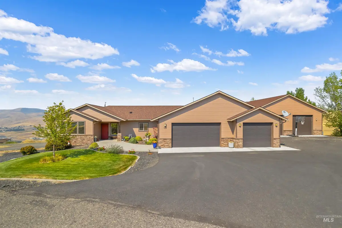 705 Talons Ct, Lewiston, ID 83501 - #1