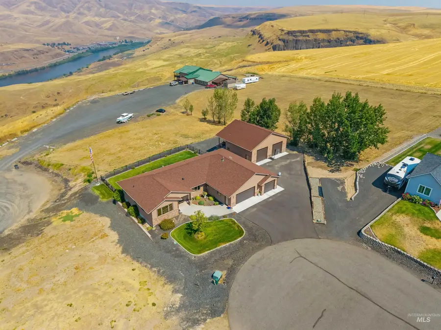 705 Talons Ct, Lewiston, ID 83501 - #3