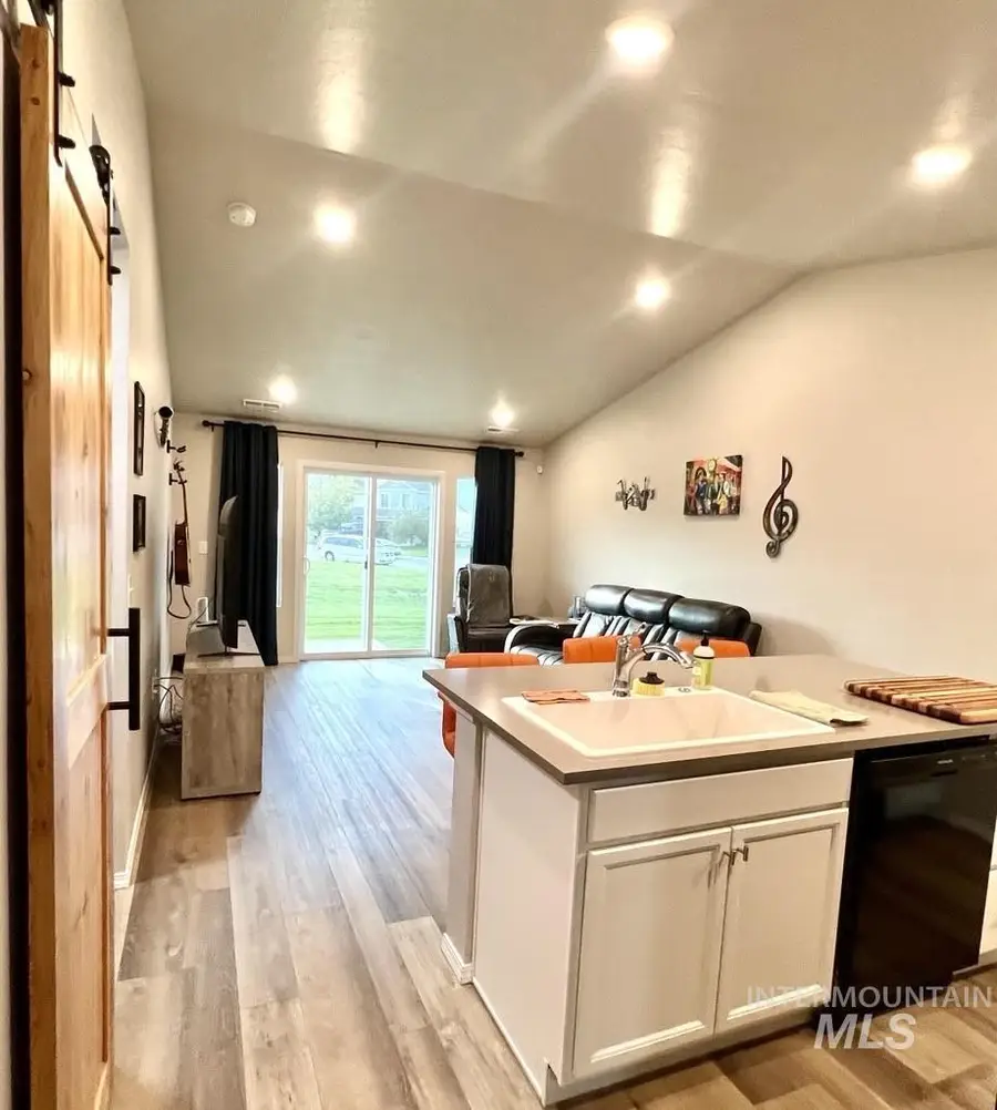908 S Beaver Creek Way, Emmett, ID 83617 - #2