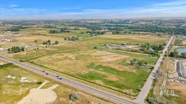 1627 Union Ln, Emmett, ID 83617
