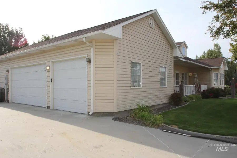 1707 Emerald Ave., Caldwell, ID 83605 - #2
