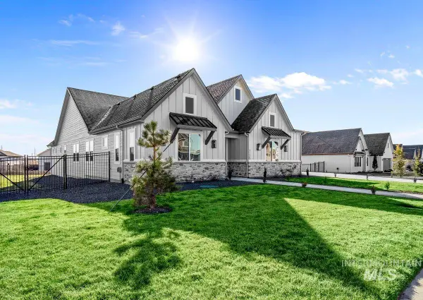 7125 E Osprey Estates Drive, Nampa, ID 83686