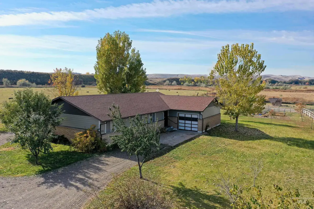 425 W Peach Rd, Ontario, OR 97914 - #1
