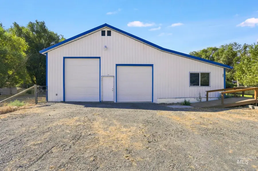 351 Kentucky, Bliss, ID 83314 - #2