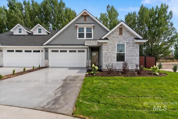 328 N Blossom River Ln, Eagle, ID 83616