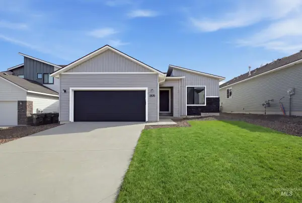 2570 W Tar Sands Dr, Kuna, ID 83634