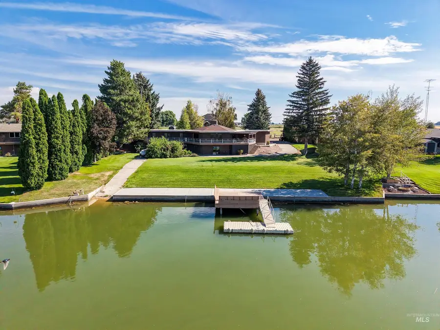 1109 S River Drive, Heyburn, ID 83336 - #2