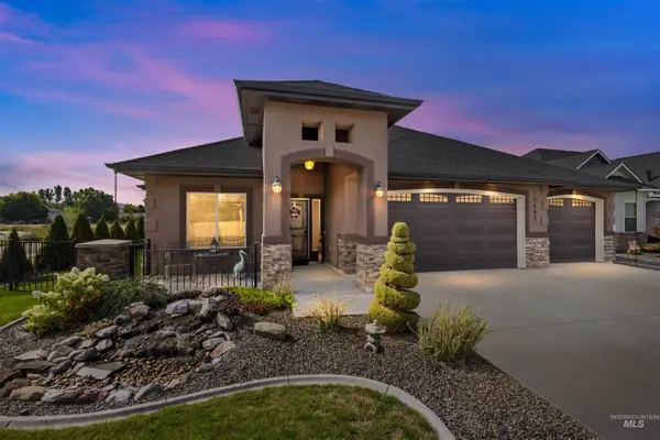 10697 W Hidden Brook Drive, Star, ID 83669