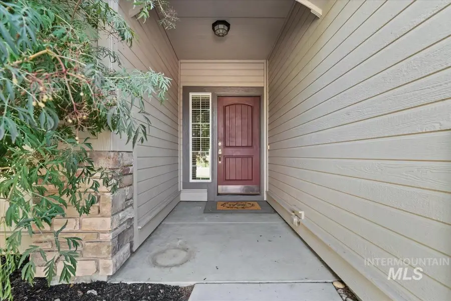 2930 N Christian Way, Meridian, ID 83646 - #2