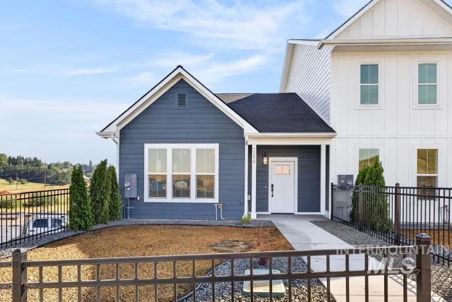 1298 Edington, Moscow, ID 83843 - #1