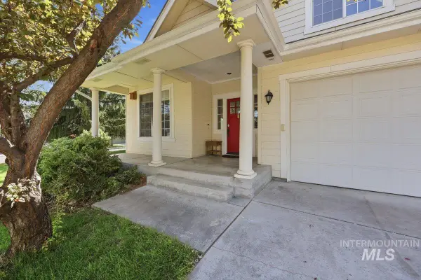 1923 E Pratt St, Meridian, ID 83642
