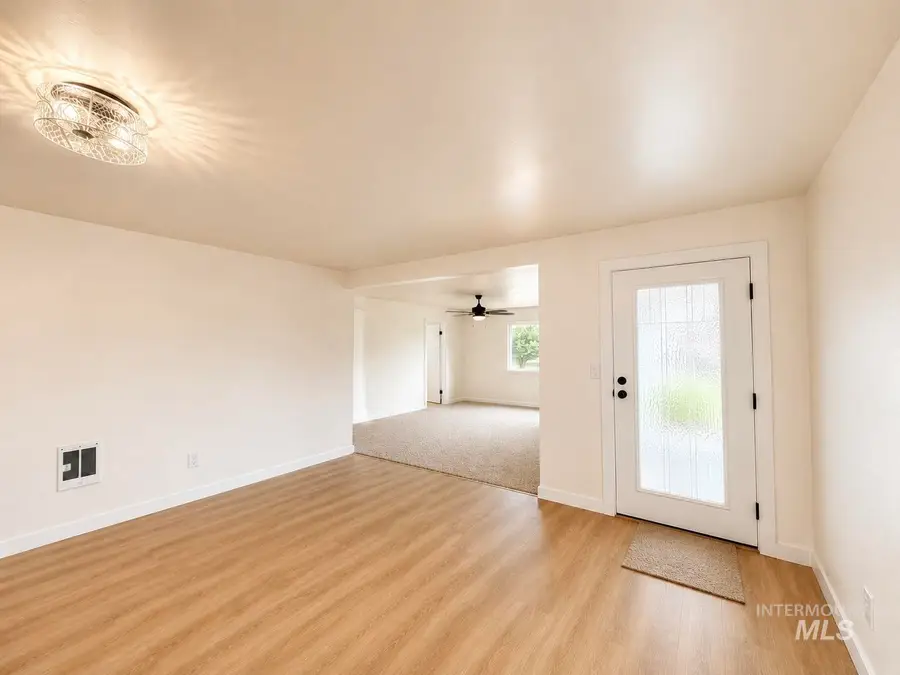1801 Hansen Ave, Burley, ID 83318 - #2