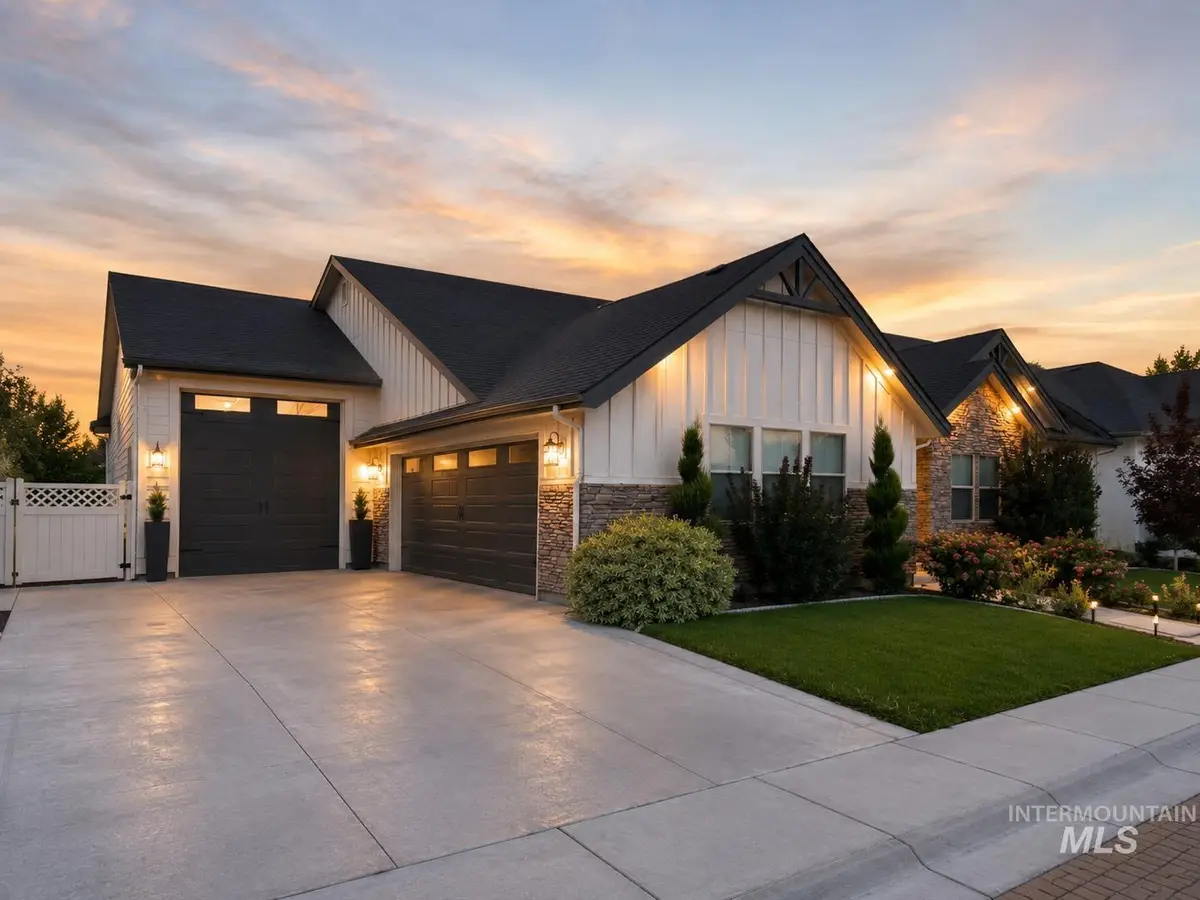 5518 N Asissi Ave, Meridian, ID 83646 - #1