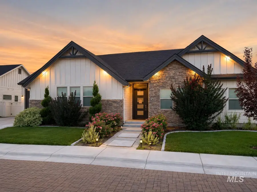 5518 N Asissi Ave, Meridian, ID 83646 - #2