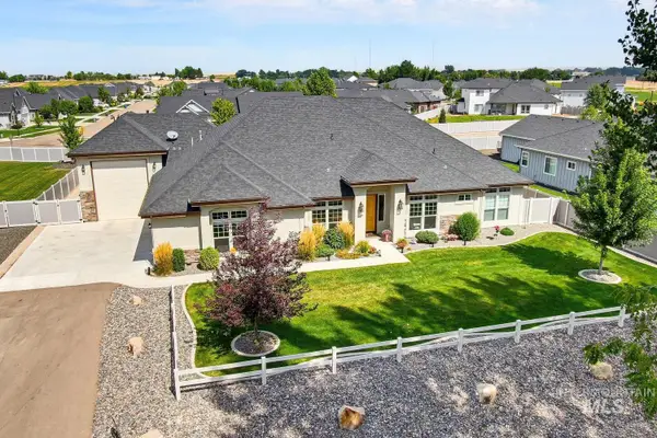 367 Bard, Middleton, ID 83644