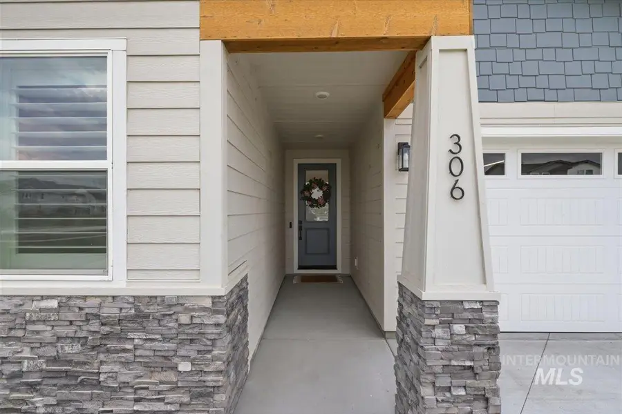 306 S Quincannon Ln, Star, ID 83669 - #2