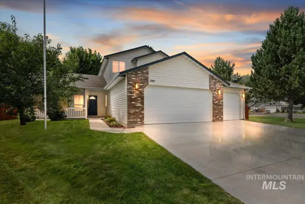 1747 N Four Point Pl, Kuna, ID 83634