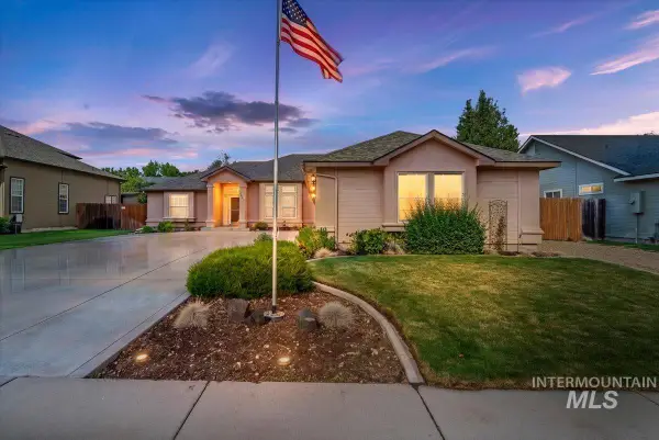 2065 S Trapper Cove Ave, Boise, ID 83709