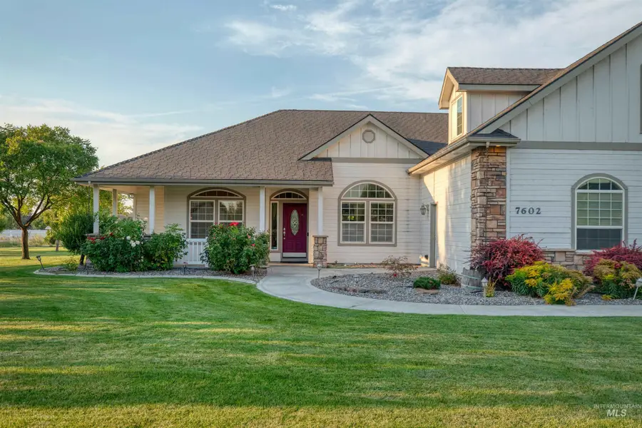 7602 E Charismatic St, Nampa, ID 83687 - #3