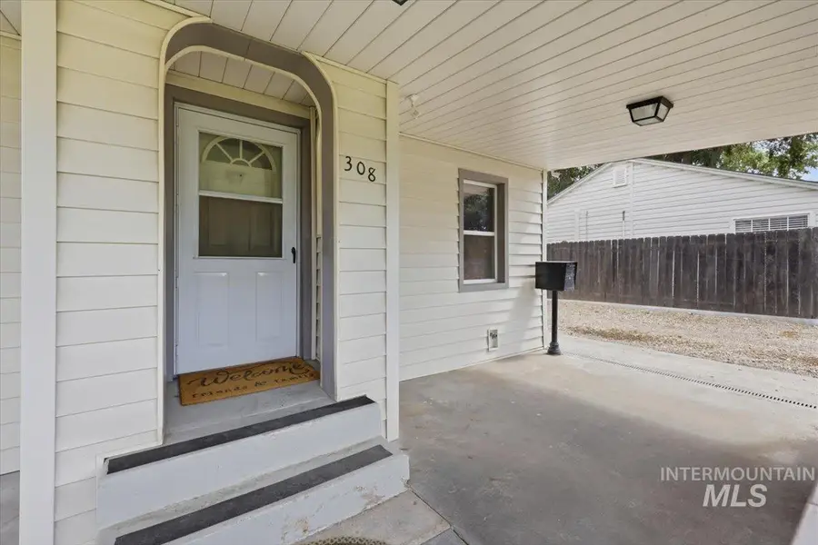 308 S Garland St, Nampa, ID 83686 - #3
