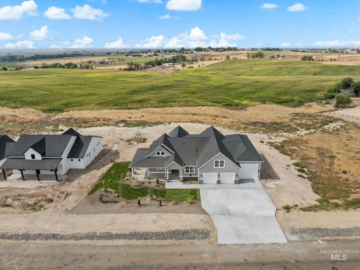 27387 Iron Horse Dr, Caldwell, ID 83607 - #1