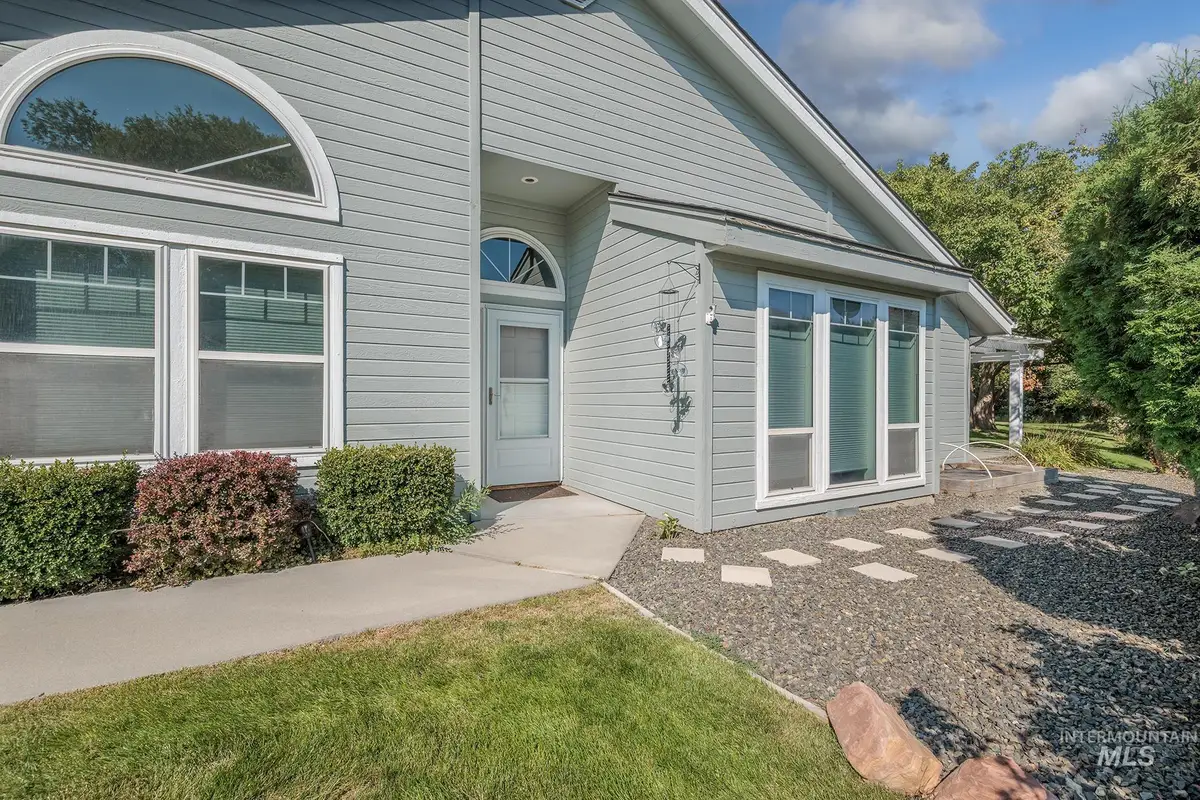 1823 Ray Ave, Caldwell, ID 83605 - #1