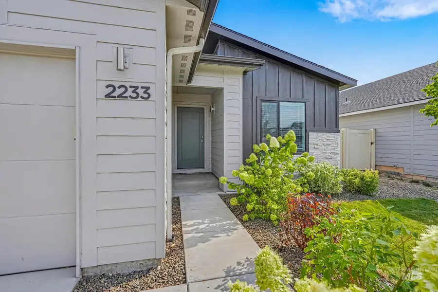 2233 W Trout Lily St, Kuna, ID 83634 - #3