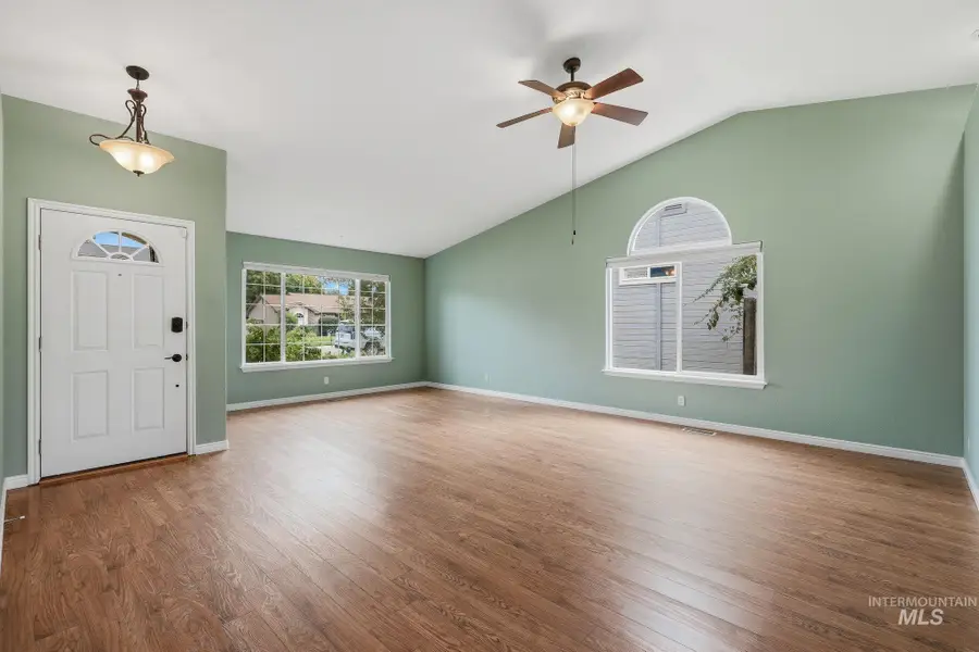 7437 W Tobi St, Boise, ID 83714 - #3