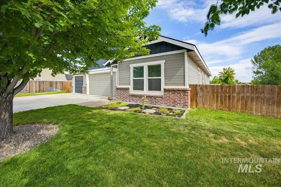 1958 Yellow Pine Dr, Middleton, ID 83644 - #3
