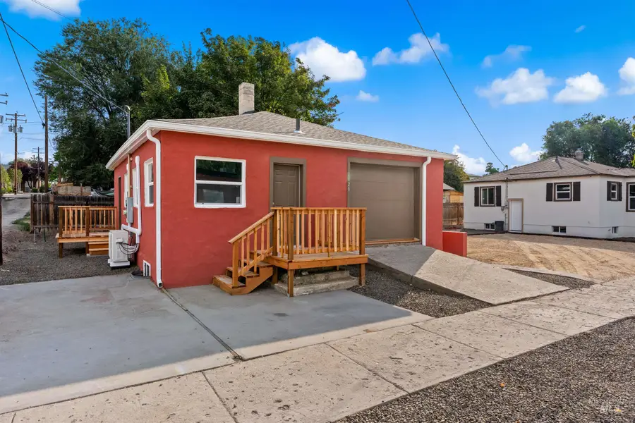 403 N 12 Street, Nampa, ID 83651 - #3