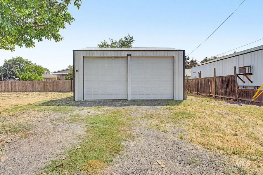 1202 9th Street, Clarkston, WA 99403 - #2