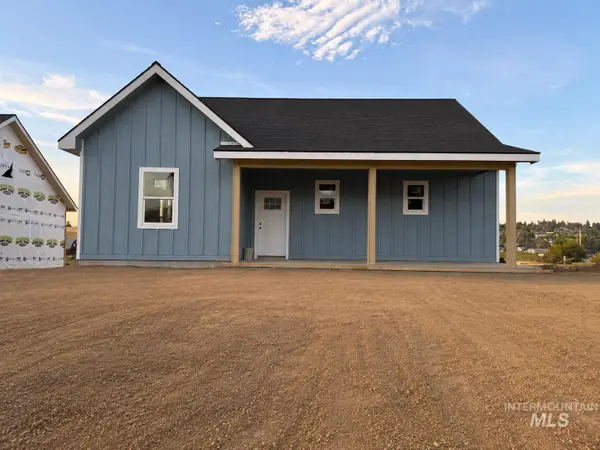 1082 Edington Ave, Moscow, ID 83843