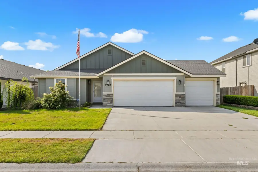 1723 W Lava Ave, Nampa, ID 83651 - #2
