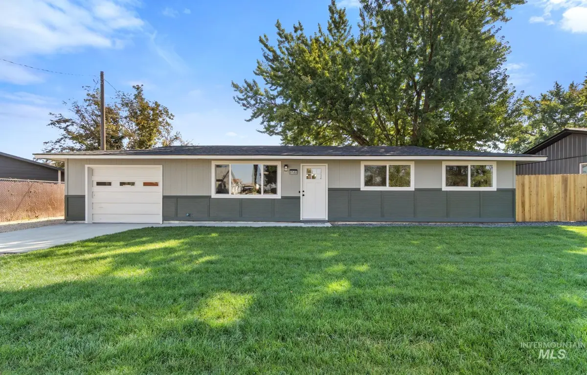 8180 N Pennsylvania, Fruitland, ID 83619 - #1
