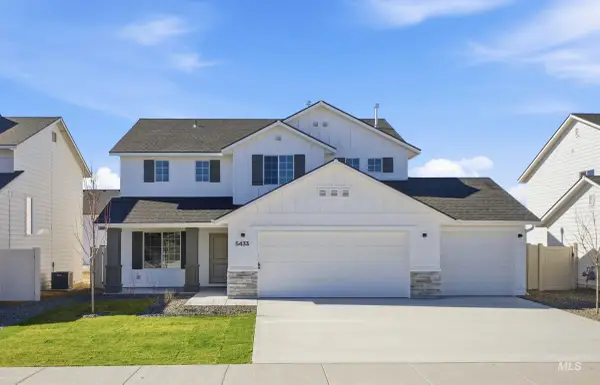 2211 N 8th E St, Mountain Home, ID 83647